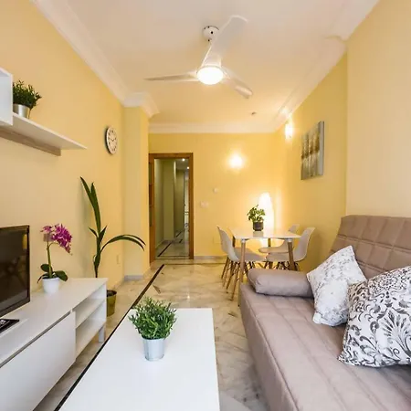 Cyv Centrally Located 1 Bed 1 Bath Near The Apartment