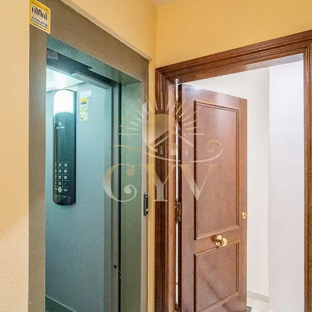 Cyv -centrally Located 1 Bed 1 Bath Near The Apartment