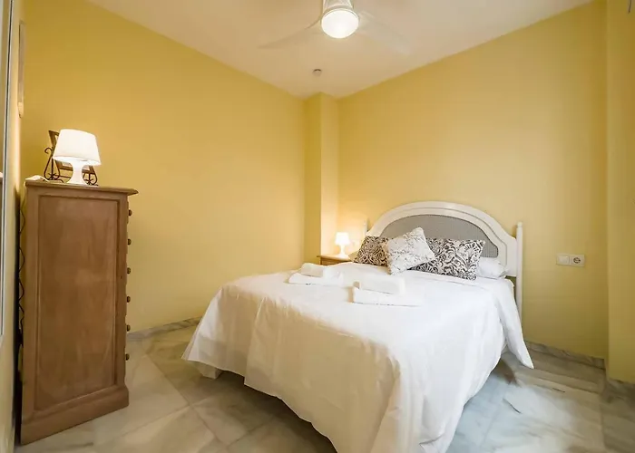 Cyv -centrally Located 1 Bed 1 Bath Near The شقة *